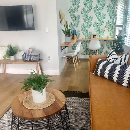 Steps To The Beach, Main Street And Pacific City - Ocean Views هونتينغتون بيتش، أورانج، كاليفورنيا المظهر الخارجي الصورة